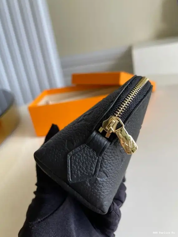 AAA Pruses Bags LOUIS POUCH COSMETIC VUITTON 0630
